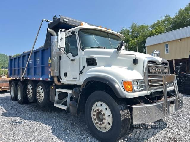 Mack CV713 Самосвал