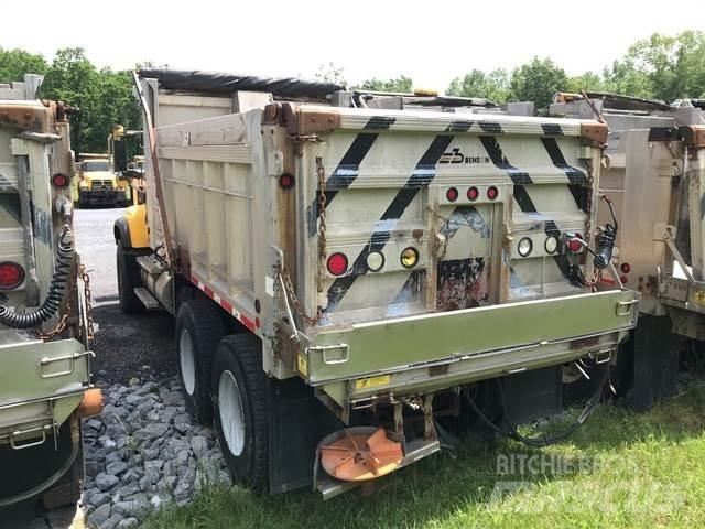 Mack CV713 Снегочистачки
