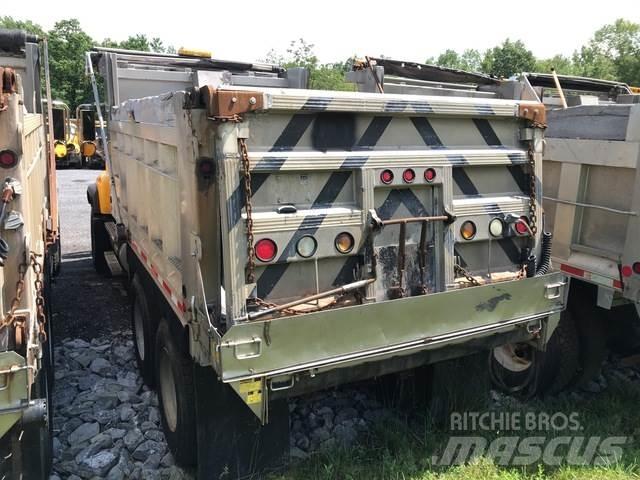 Mack CV713 Снегочистачки