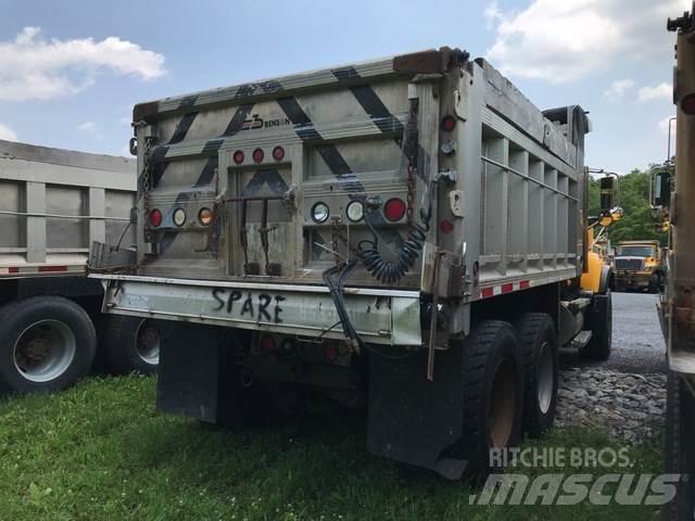 Mack CV713 Снегочистачки