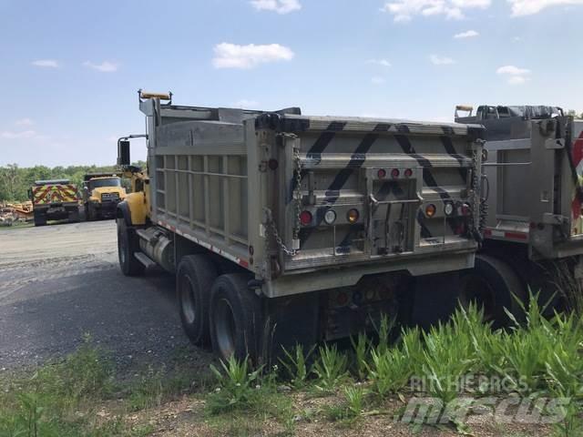 Mack CV713 Снегочистачки
