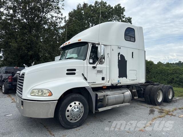 Mack CXP613 Влекачи
