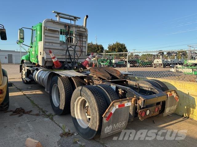 Mack CXU613 Влекачи