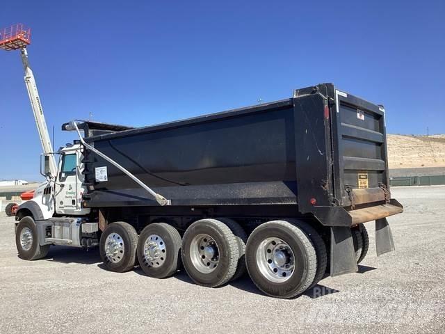 Mack GR104F Самосвал
