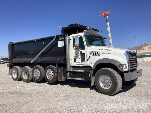 Mack GR104F Самосвал