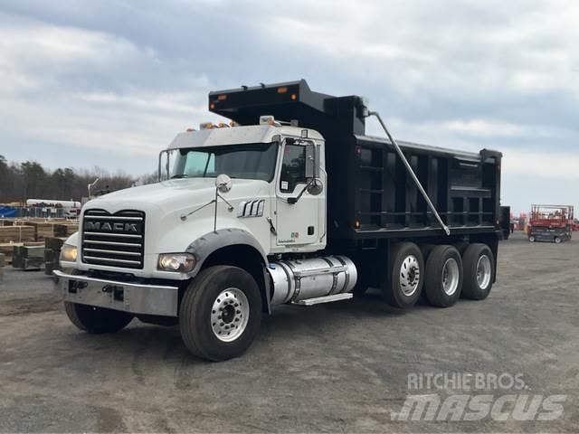 Mack GU713 Самосвал
