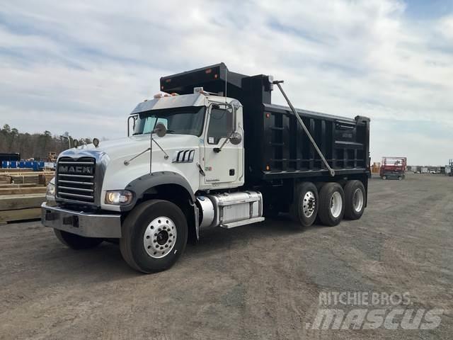 Mack GU713 Самосвал