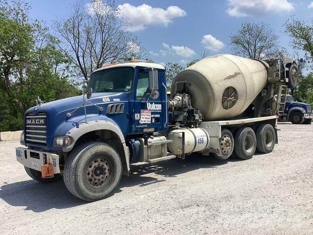 Mack GU713 Други