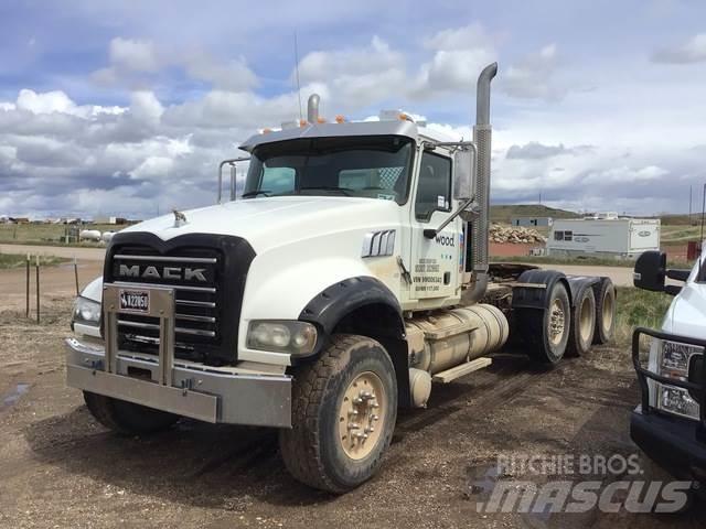 Mack GU713 Влекачи