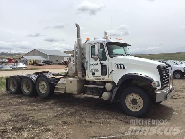 Mack GU713 Влекачи