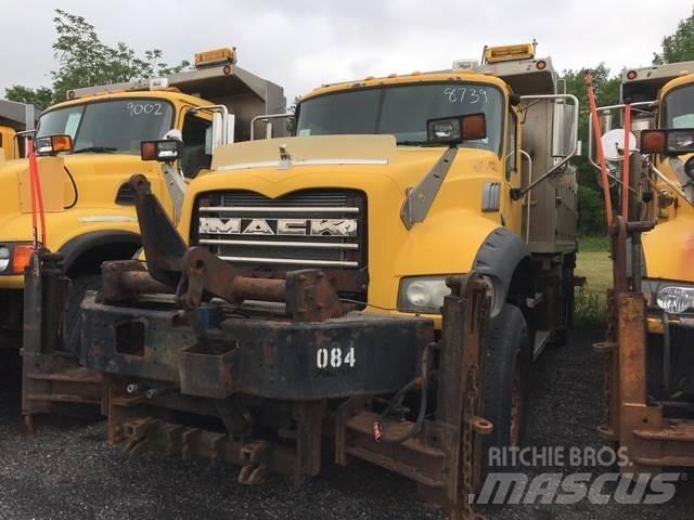 Mack GU713 Снегочистачки