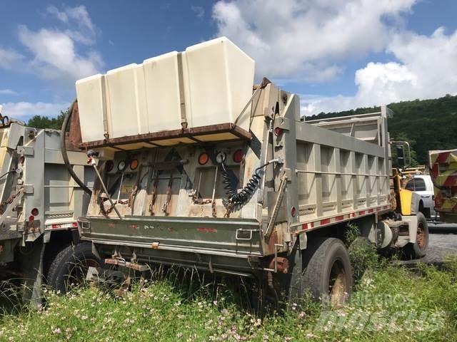 Mack GU713 Снегочистачки