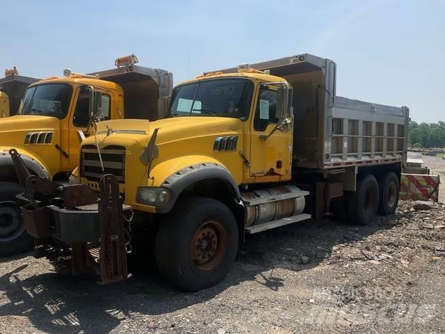 Mack GU713 Снегочистачки