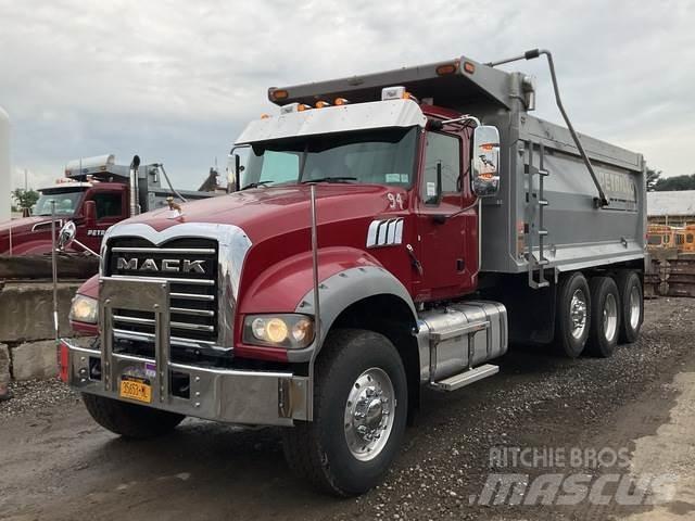 Mack GU713 Самосвал