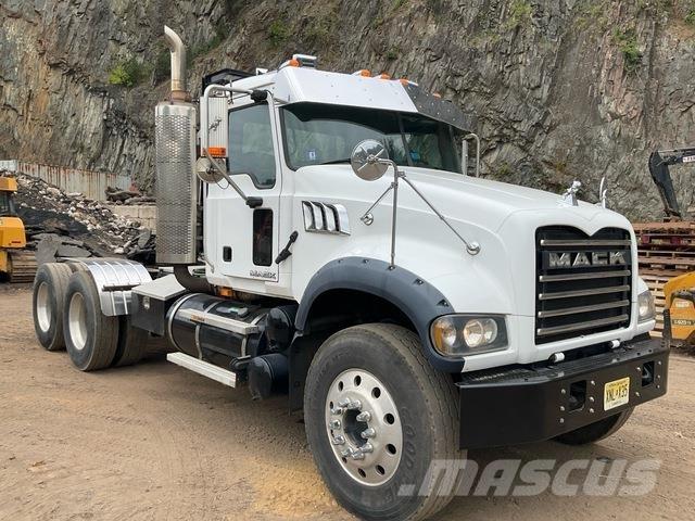Mack GU713 Влекачи