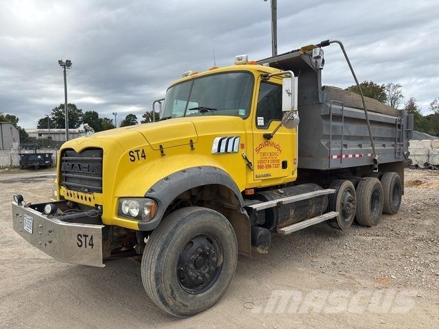 Mack GU713 Самосвал