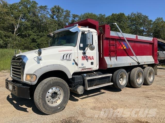 Mack GU713 Самосвал