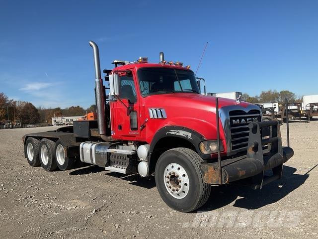 Mack GU713 Влекачи