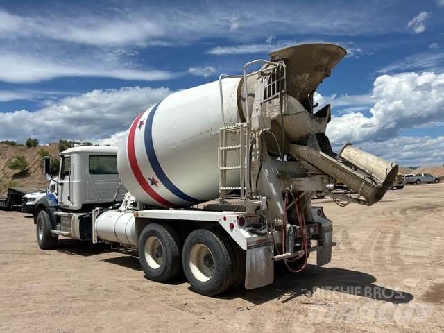 Mack GU813 Други