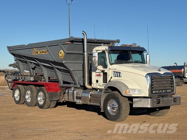Mack GU814 Машини за бетонов камък
