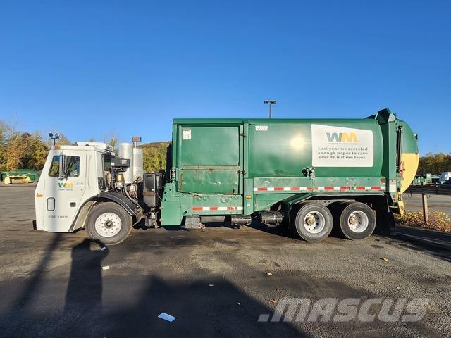 Mack MRU613 Камиони за отпадъци