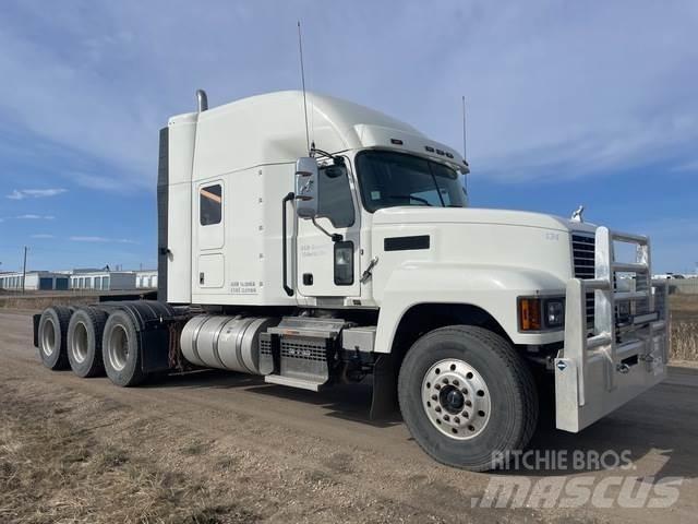 Mack PI86T Влекачи