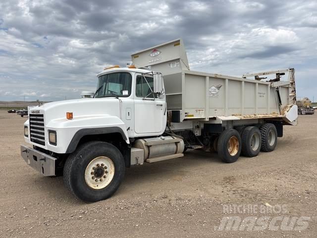 Mack RD60 Снегочистачки