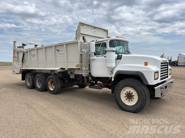 Mack RD60 Снегочистачки