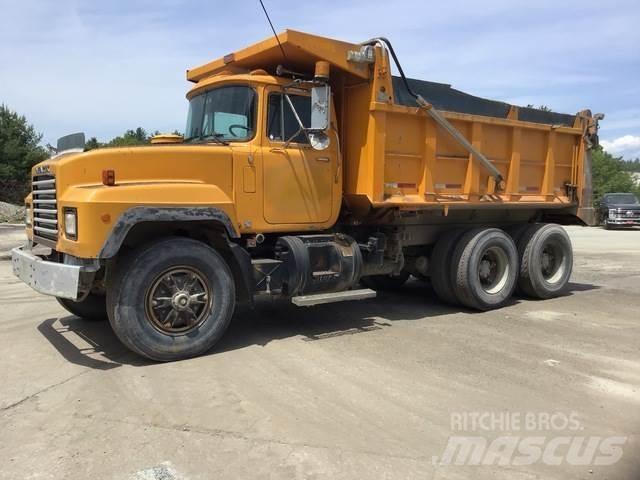 Mack RD688S Самосвал