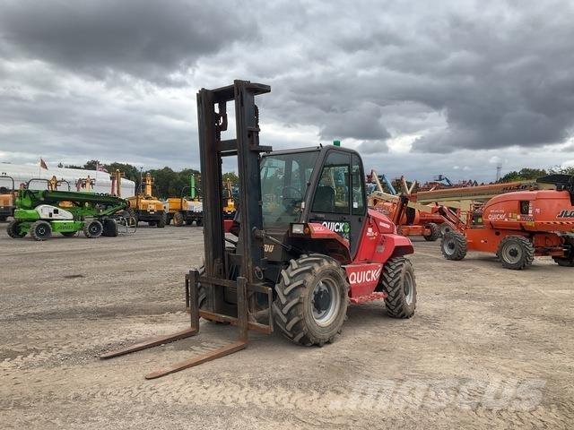 Manitou M26-4 Камиони за херавни местности