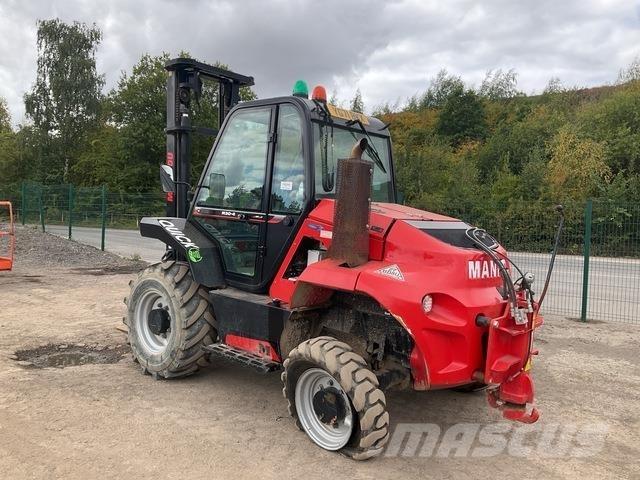 Manitou M30-4 Камиони за херавни местности