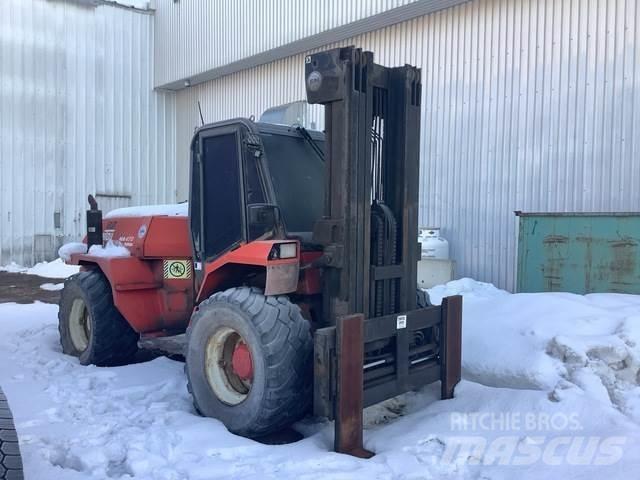Manitou MA470T Камиони за херавни местности