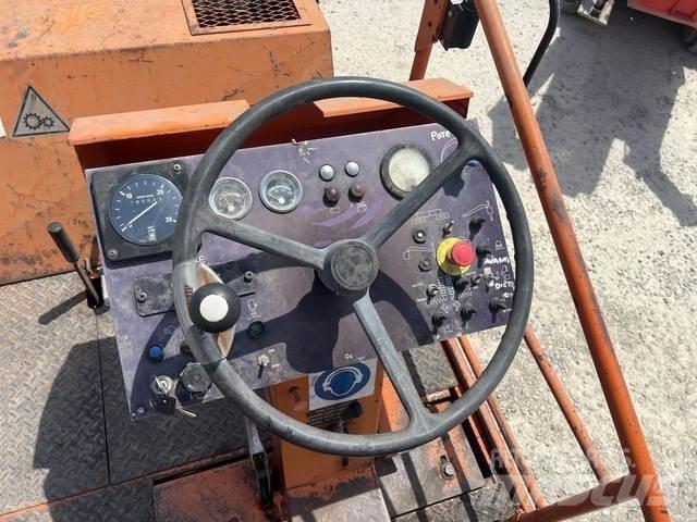 Marini P176 Машини за асфалт