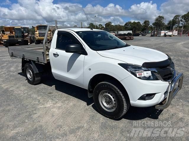 Mazda BT-50 Пикапи
