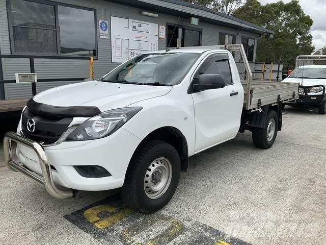 Mazda BT-50 Пикапи