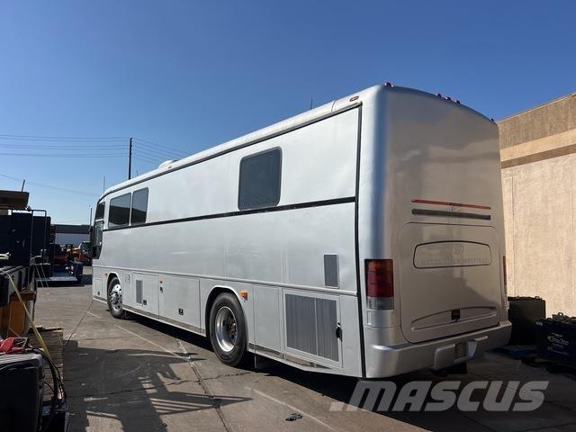 MCI F3500 Домове на колела и каравани