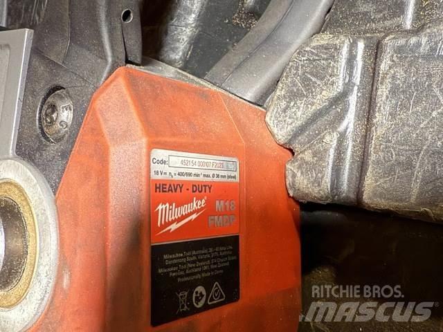 MILWAUKEE  Строителство - Други