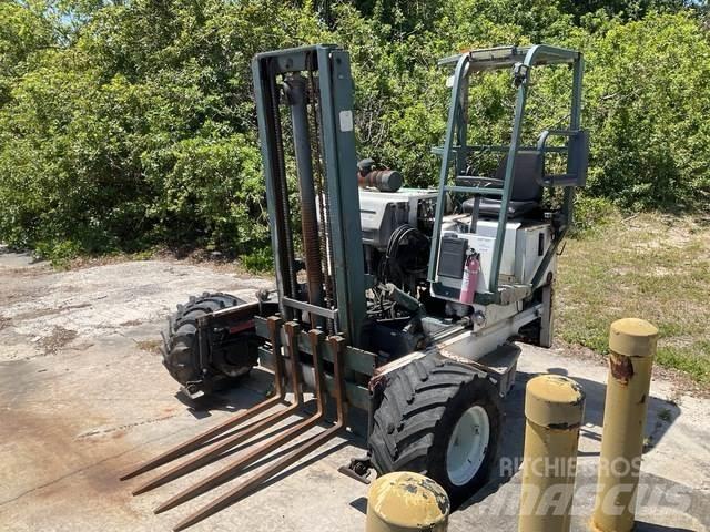 Moffett M5000 Моторизирани високоповдигачи с открити платформи