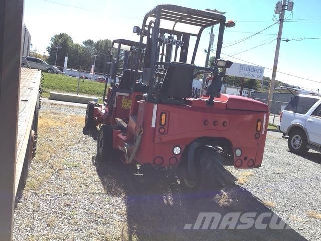Moffett M55.4 Моторизирани високоповдигачи с открити платформи
