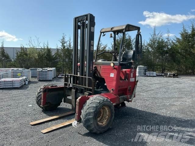 Moffett M5500 Моторизирани високоповдигачи с открити платформи