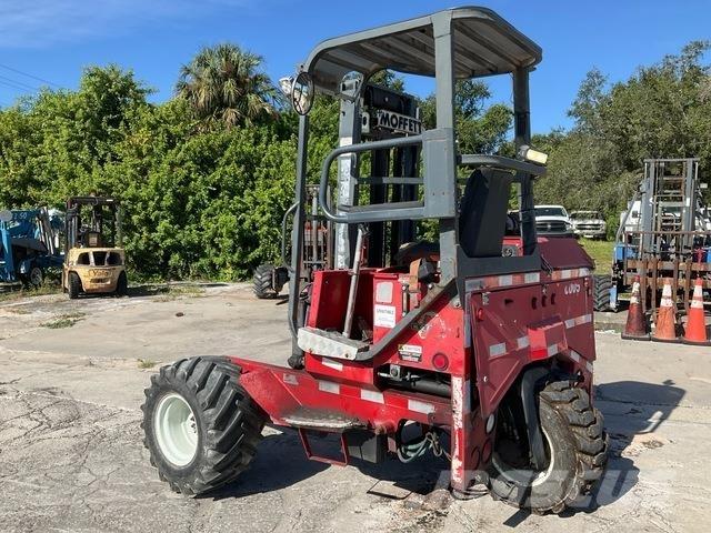 Moffett M5500 Моторизирани високоповдигачи с открити платформи