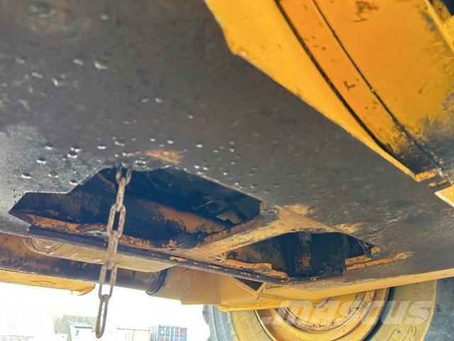 Moxy MT-41 Дъмпери/моторни превозни средства