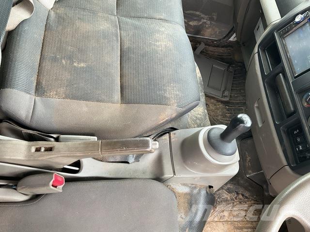 Nissan ATLAS Бордови