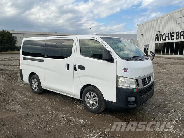 Nissan Caravan Мини бусове
