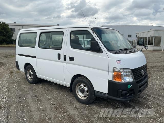 Nissan Caravan Мини бусове