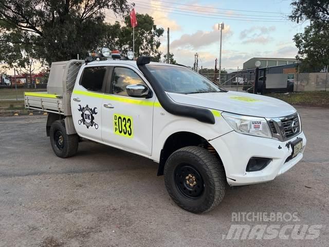 Nissan Navara Пикапи