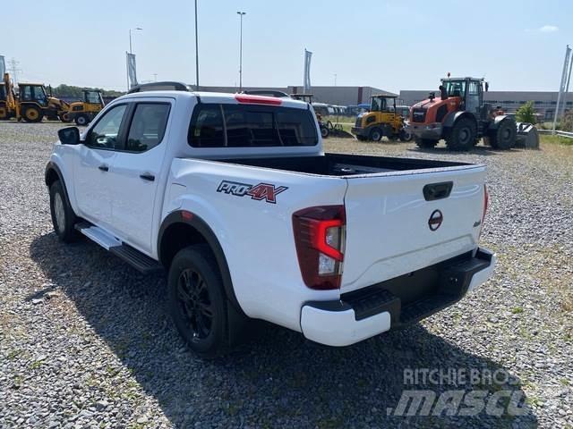 Nissan Navara Други