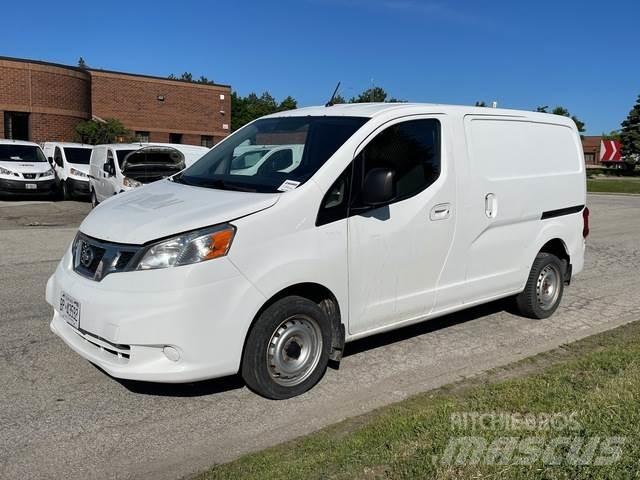 Nissan NV200 Ванове за доставки