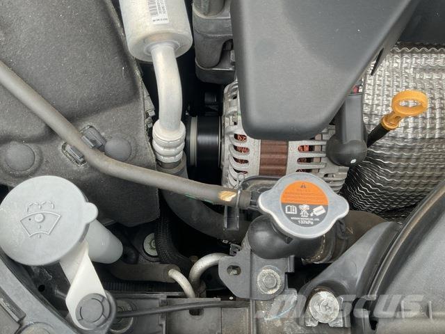 Nissan TEANA Коли