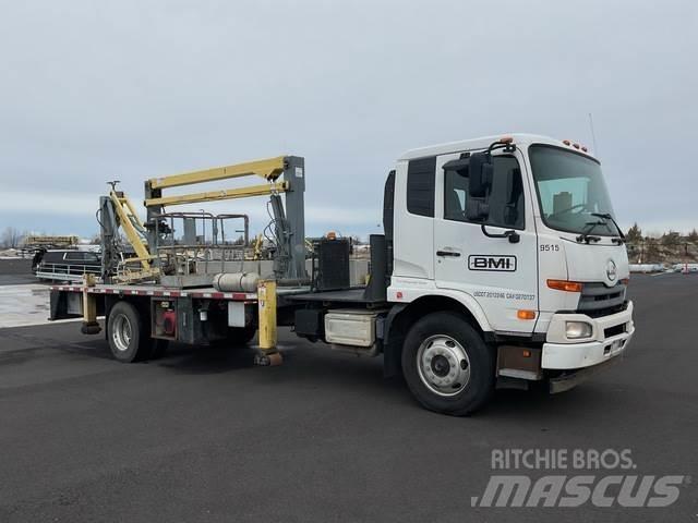 Nissan UD3300 Строителство - Други